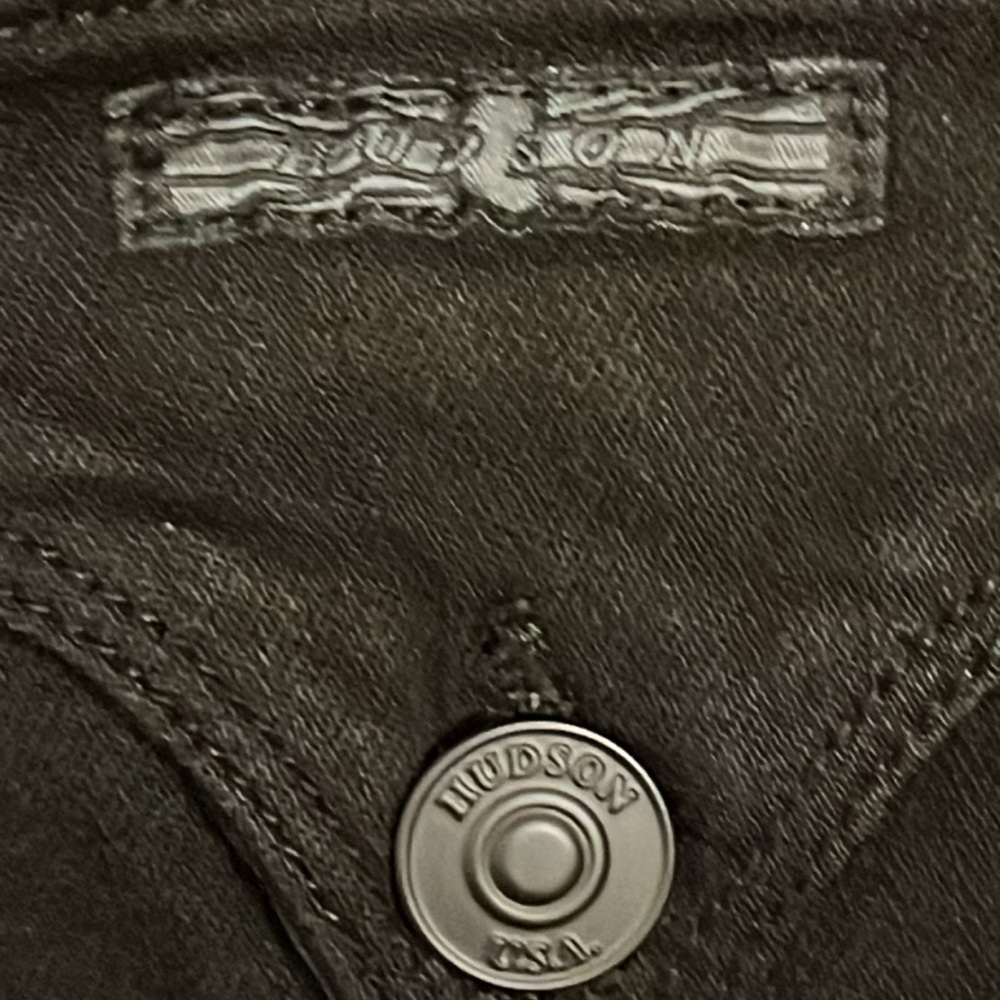 Hudson Beth Midrise With Frayed Hem View 2